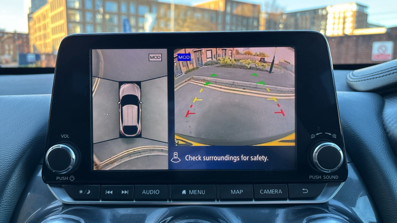 Nissan Juke 1.0 DiG-T Tekna 5dr Petrol Hatchback